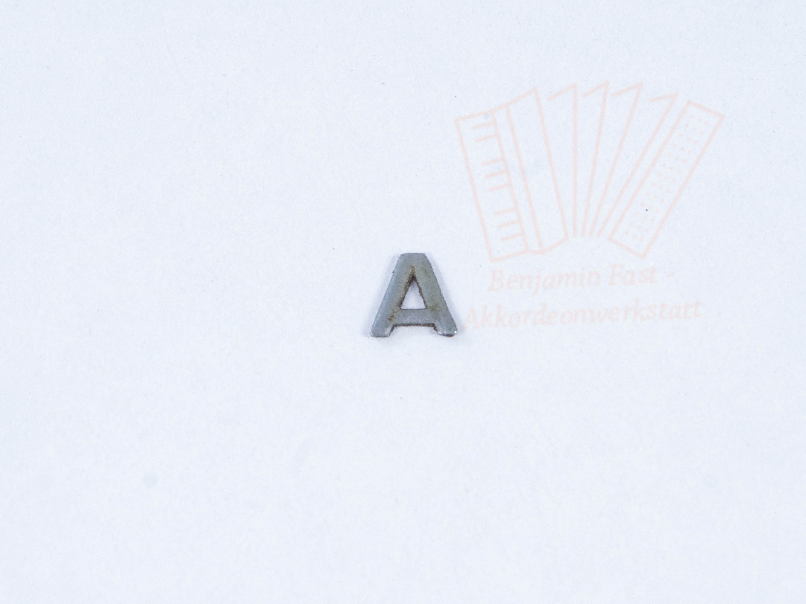 Buchstaben 6mm vernickelt - gebraucht