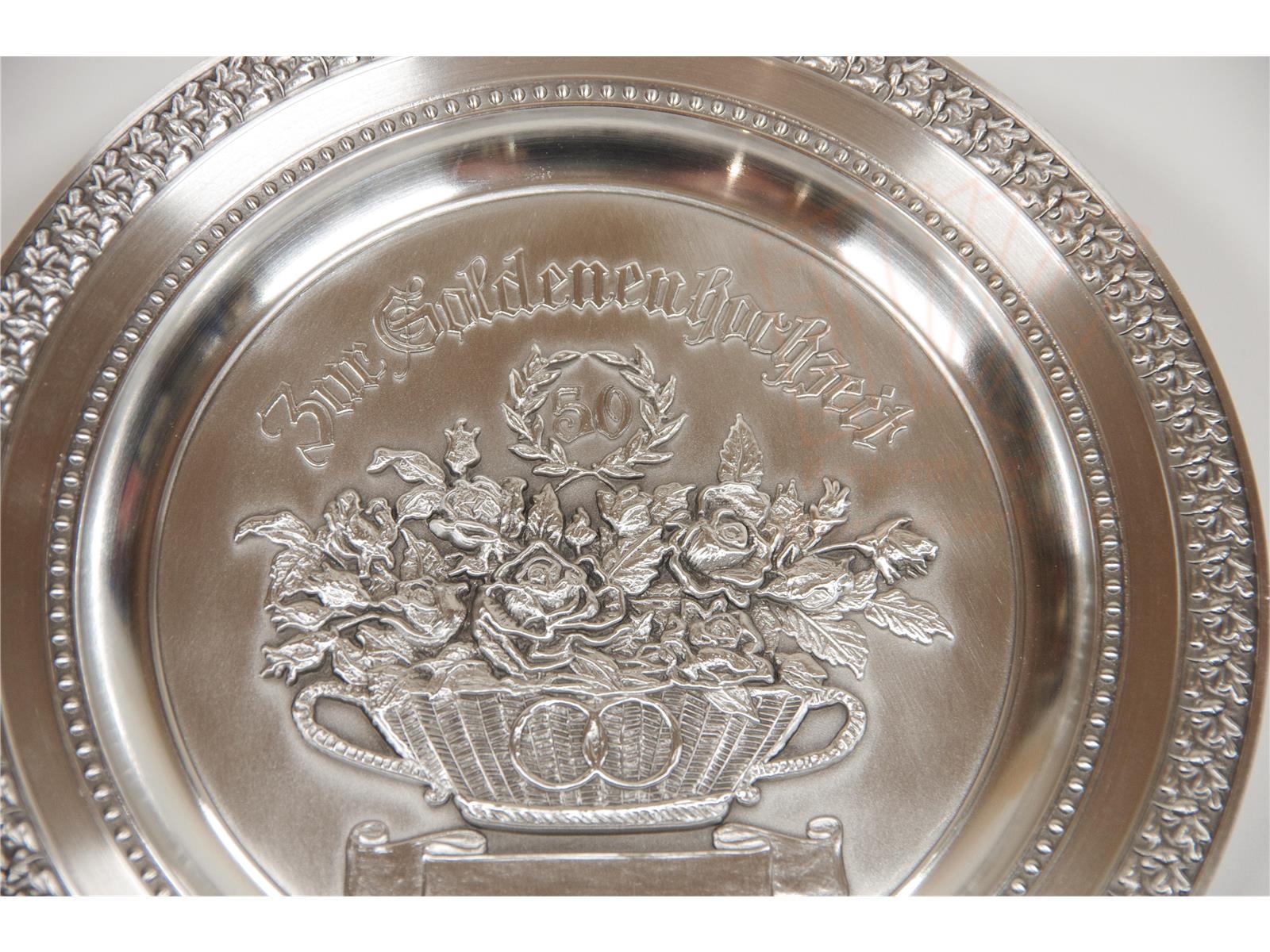 Zinnteller "Zur Goldenenhochzeit" zum Gravieren (ohne Gravur) Zinnteller "Zur Goldenenhochzeit" zum Gravieren (ohne Gravur)