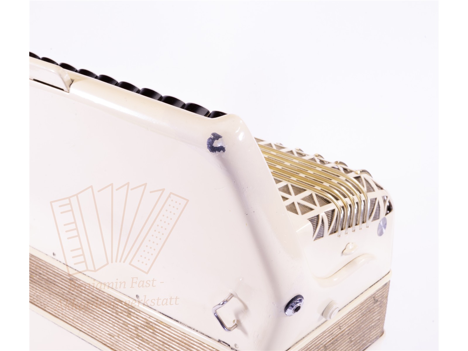 Akkordeon Hohner Atlantic IV de luxe weiß - gebraucht Akkordeon Hohner Atlantic IV de luxe weiß - gebraucht