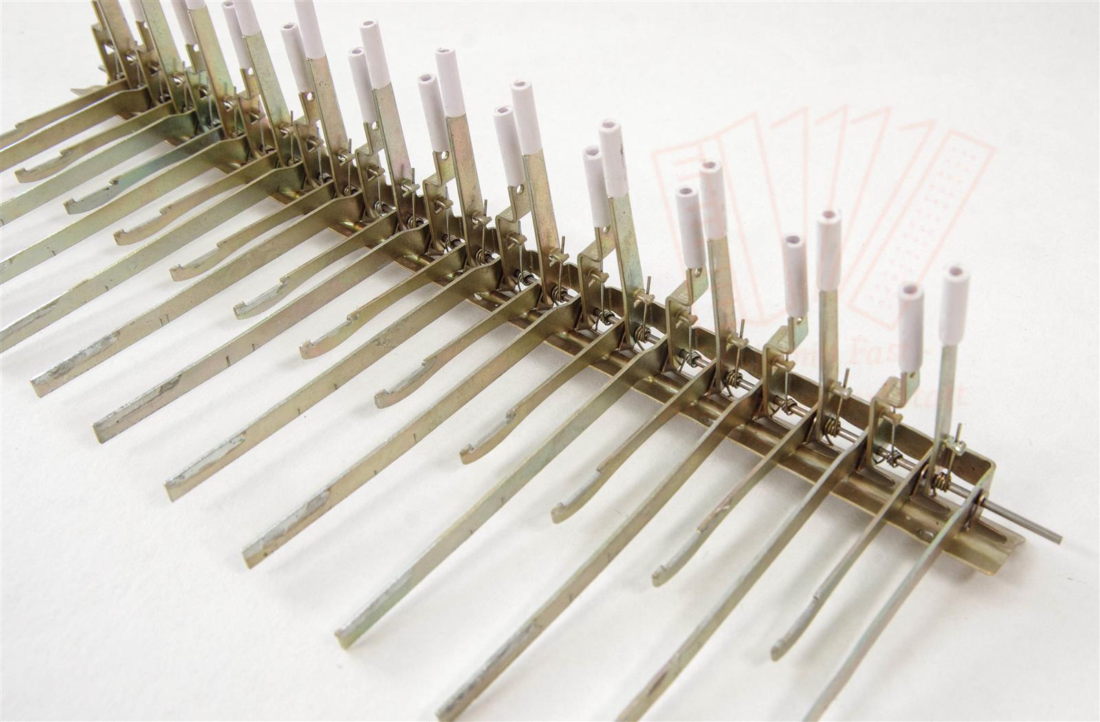 Klappenträger Bass Hohner Bravo III 72, gebraucht