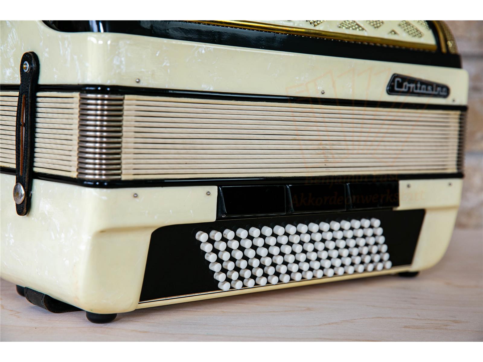 Akkordeon Contasina weiß 96 Bass