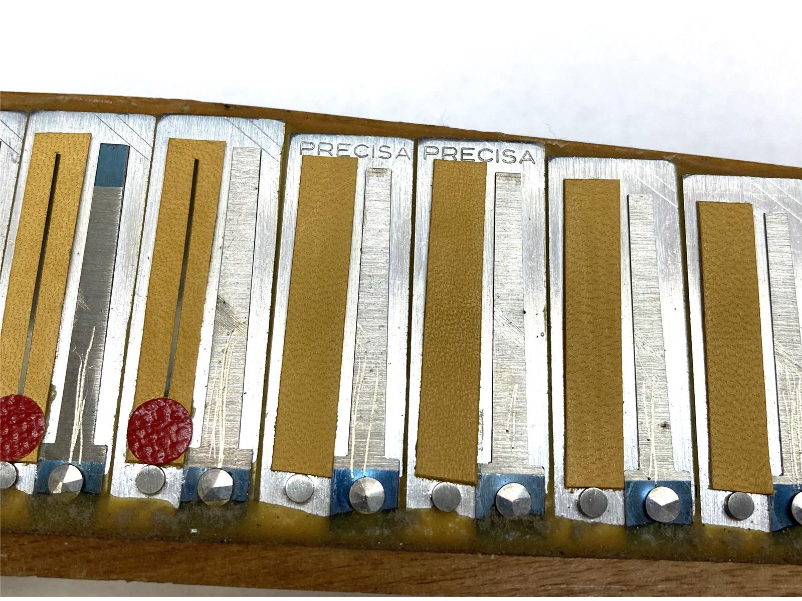 Stimmplatte Hohner Morino (Bugari), gebraucht Stimmplatte Hohner Morino (Bugari), gebraucht