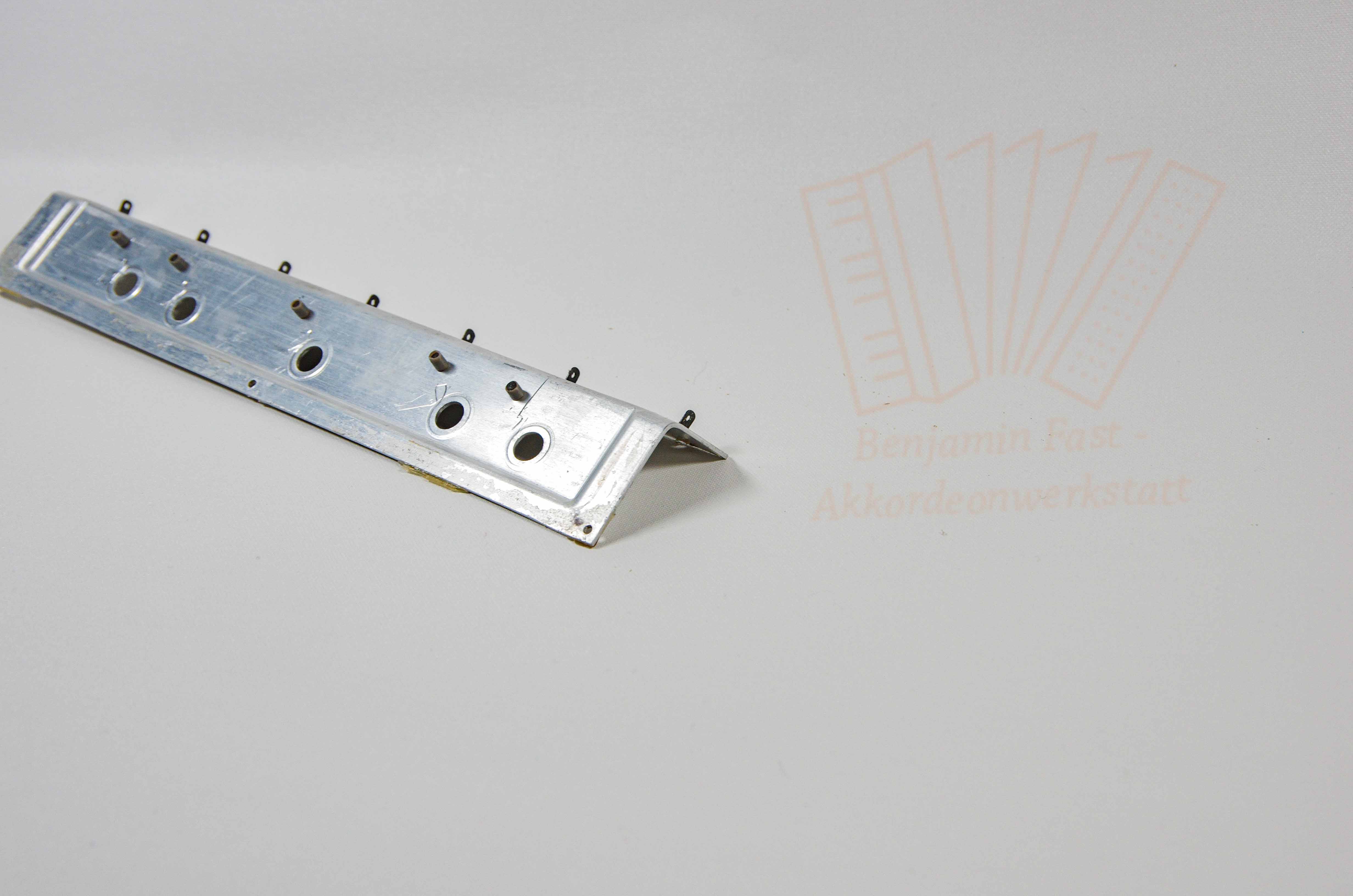 Träger für Register MF2822 Bass 5er Träger für Register MF2822 Bass 5er