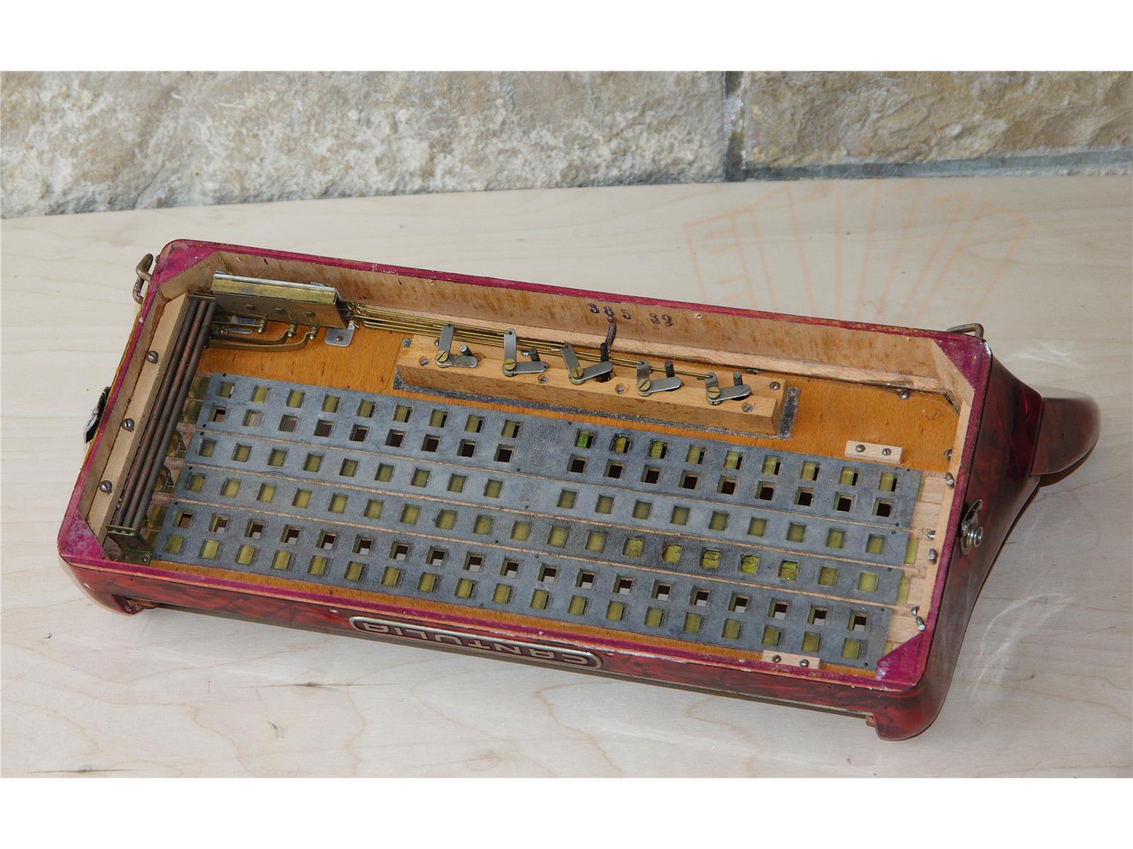 Diskantgehäuse Cantulia 3-chörig - gebraucht Diskantgehäuse Cantulia 3-chörig - gebraucht