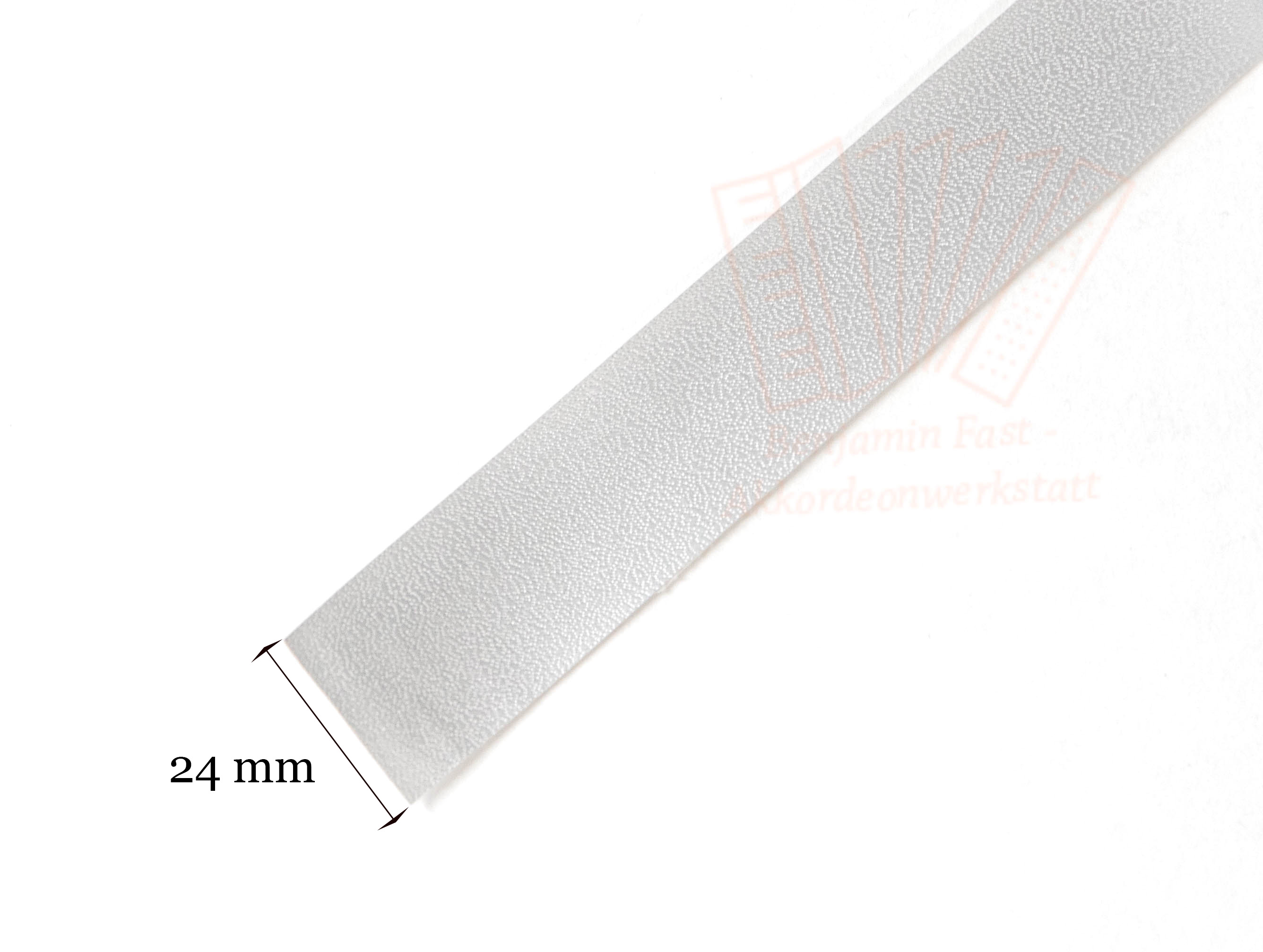 Kalikostreifen silber genarbt 24mm Meterware Kalikostreifen silber genarbt 24mm Meterware